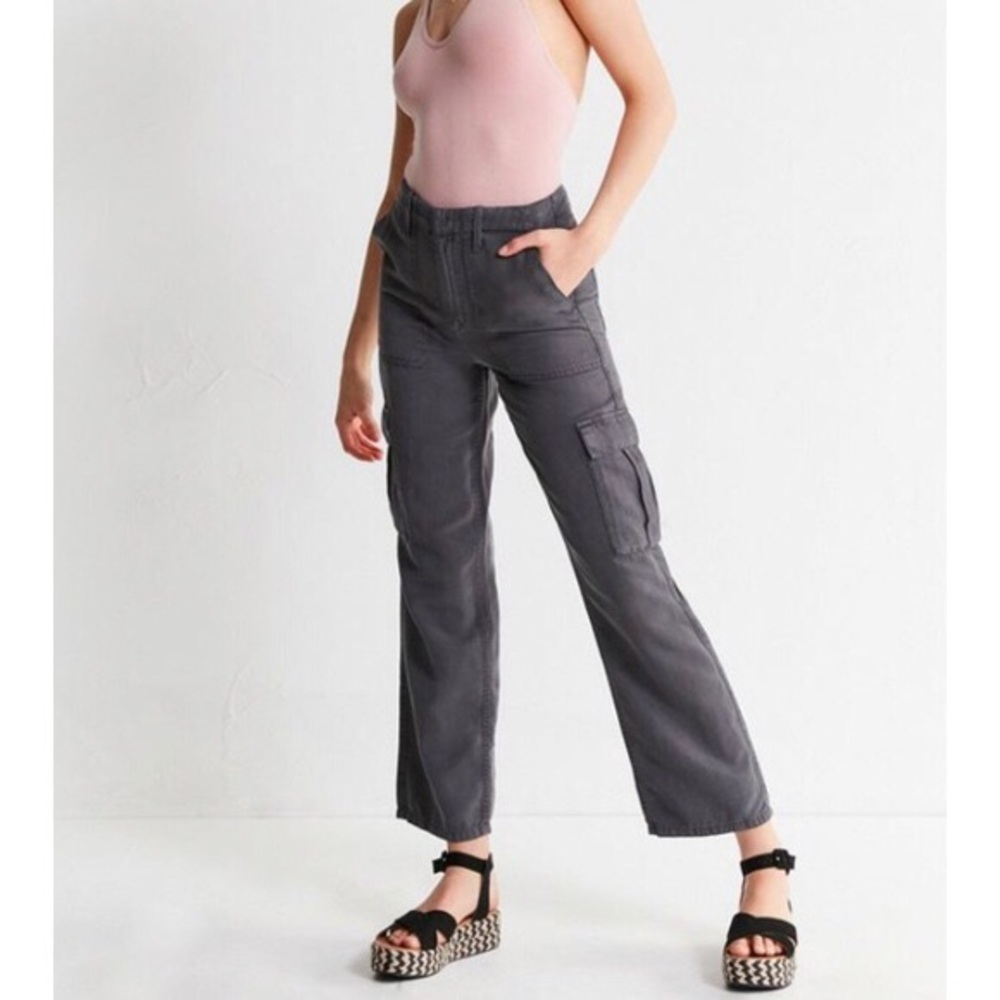 UO gray cargo pants. Size xsmall. Sooo comfy